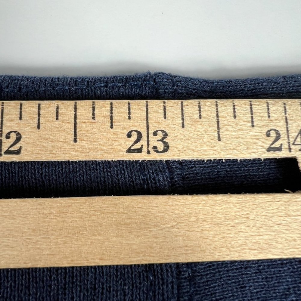 VTG NCAA Notre Dame Fightin Irish Sweatshirt Large Blue Faded Stained Crewneck - Picture 15 of 15